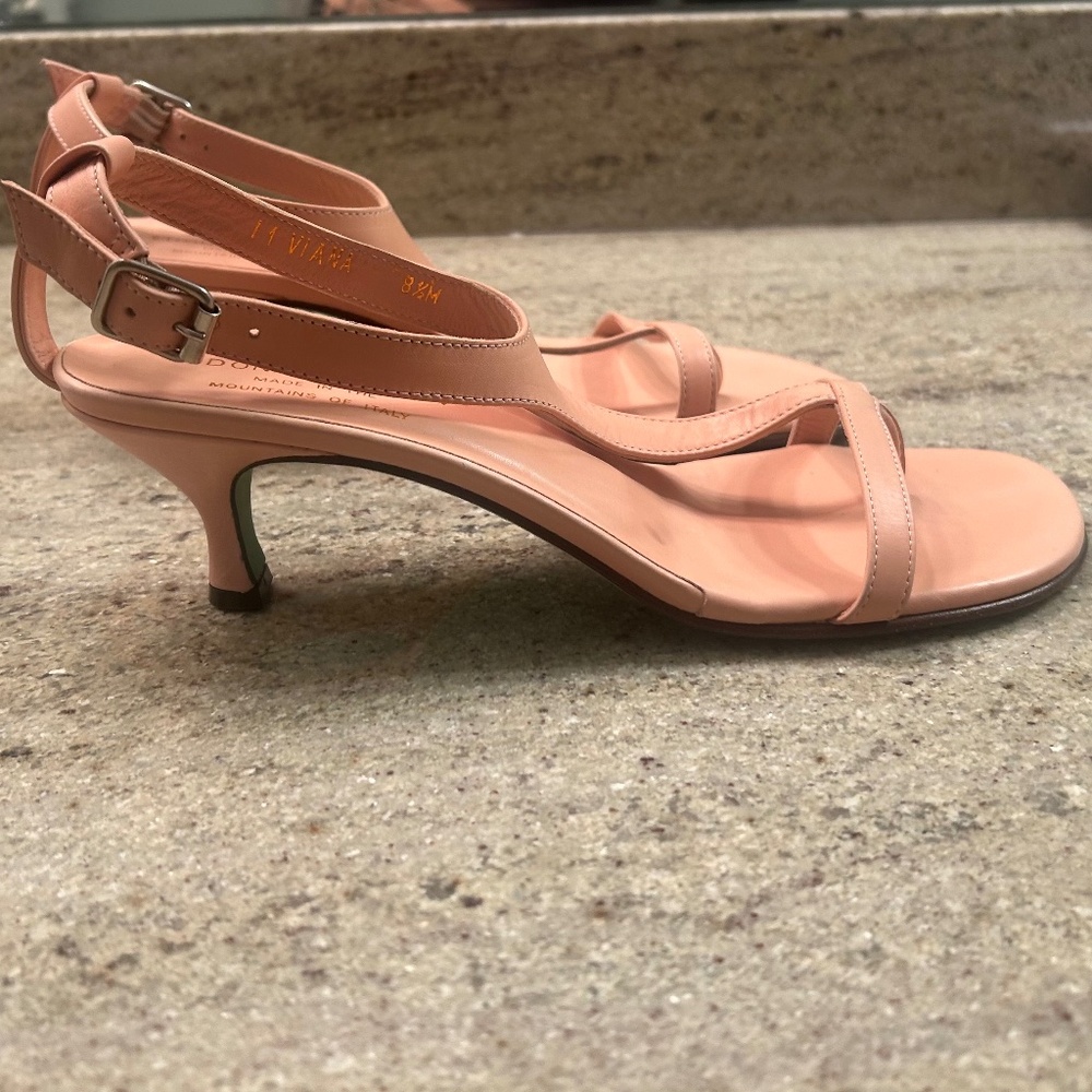 New! Gorgeous Powder Pink Leather Donald Pliner Kitten Heel Sandals - Picture 5 of 9